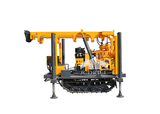 Ein guter Preis. Drehbahn-hydraulische 200m Handelswasser-Brunnenbohrung Rig Diesel Online